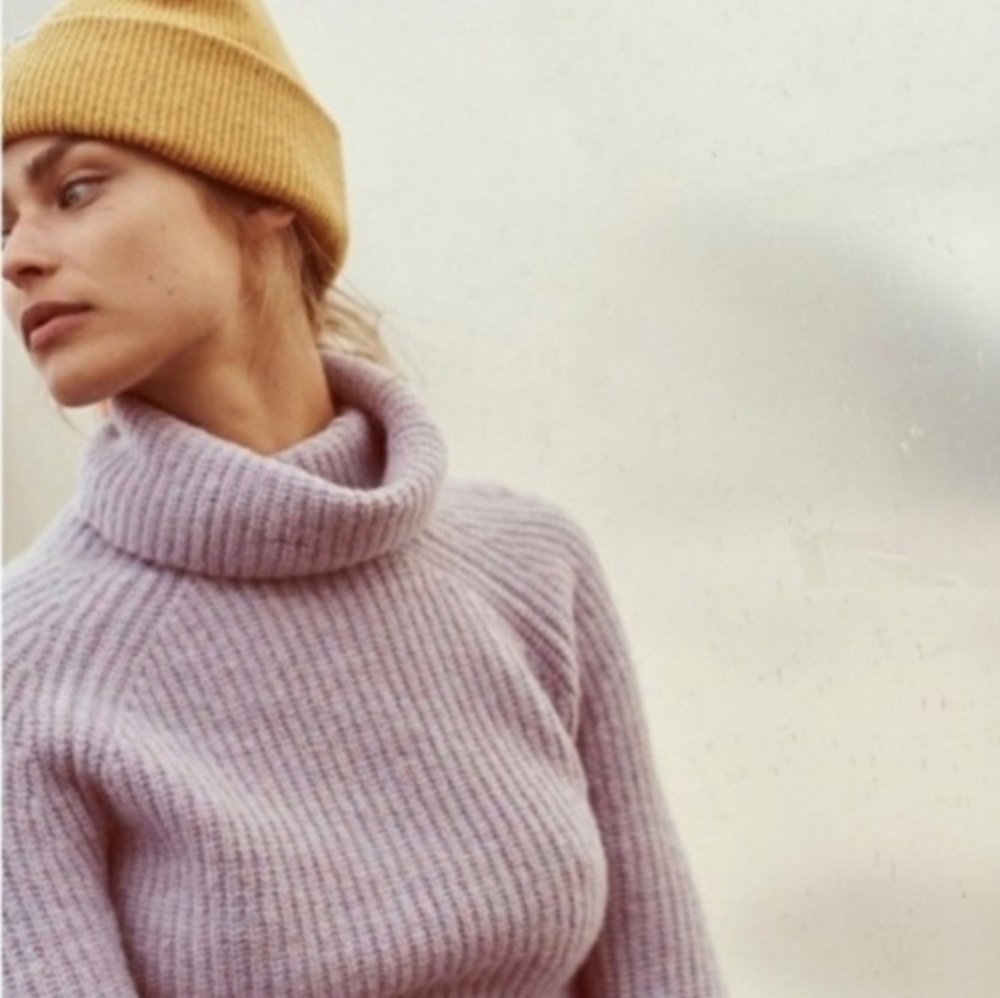 Madewell Lavender Turtleneck Sweater Size - M